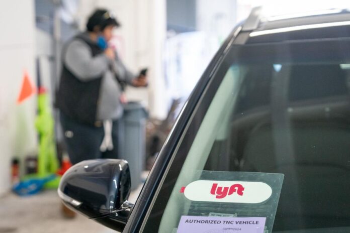 Lyft Forecasts 15% Growth in Bookings Over Next Three Years