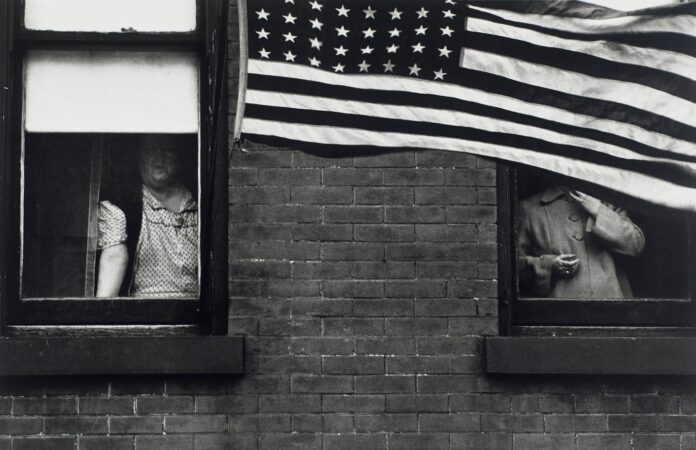 Review | Two photographers traveled America. One became a star. The other vanished.