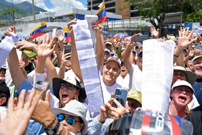 Venezuelans stage global protests, seek recognition of election victory