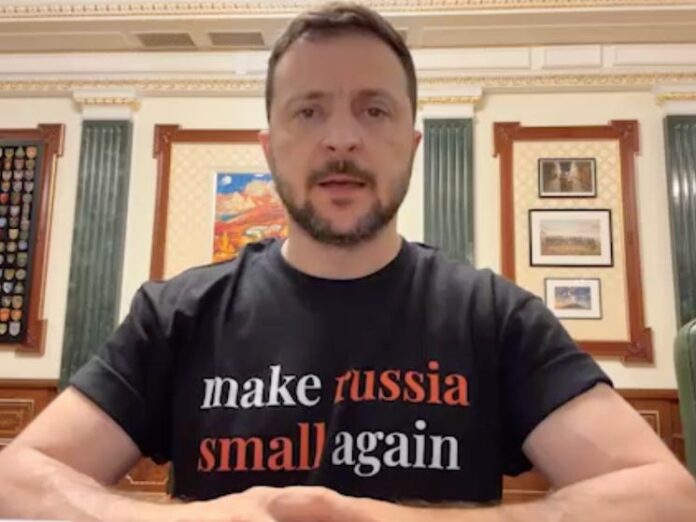 Zelenskyy's new T-shirt riffs on Trump — and annoyed the Kremlin